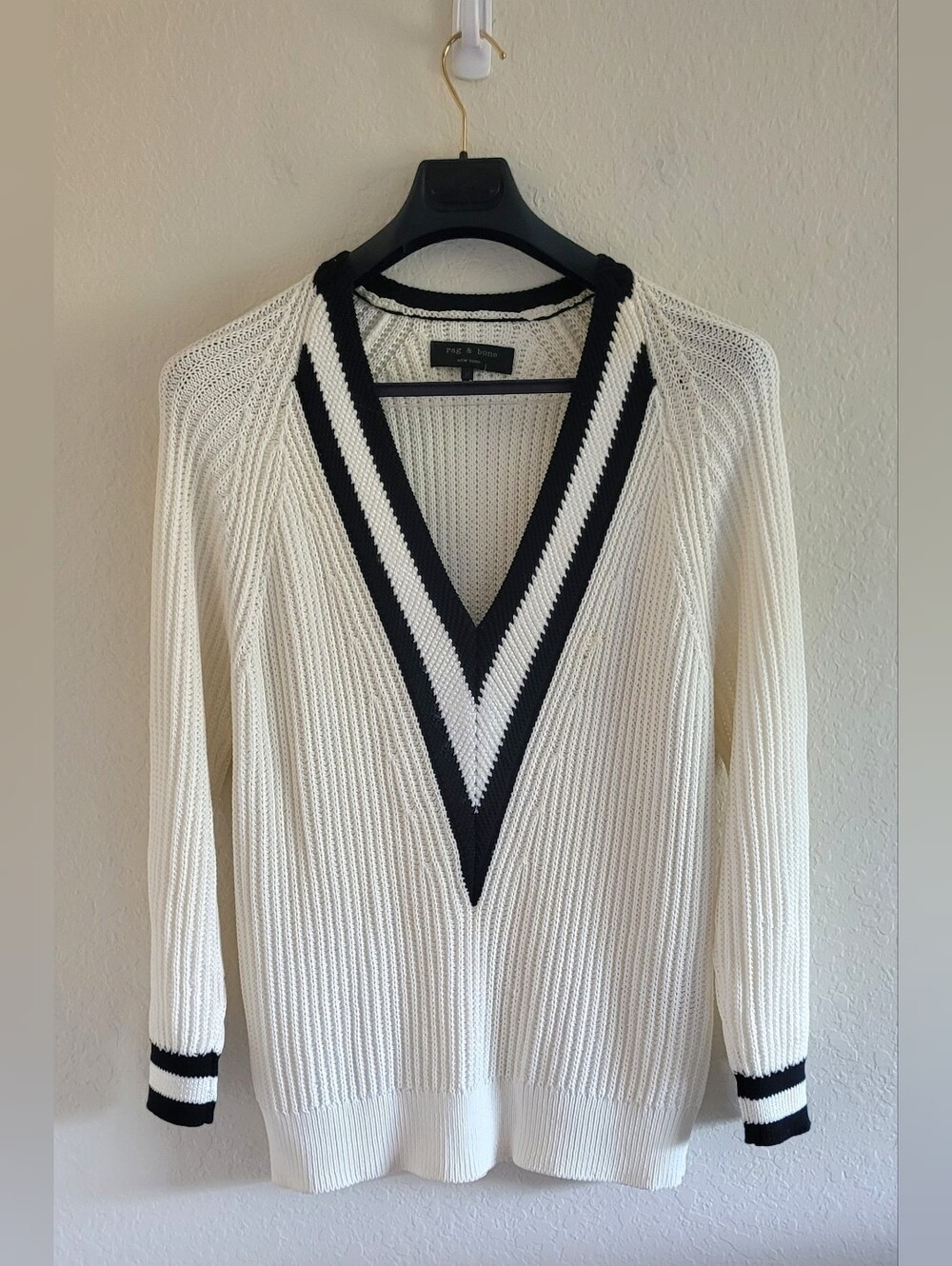 rag & bone White V-Neck Sweater with Black Trim